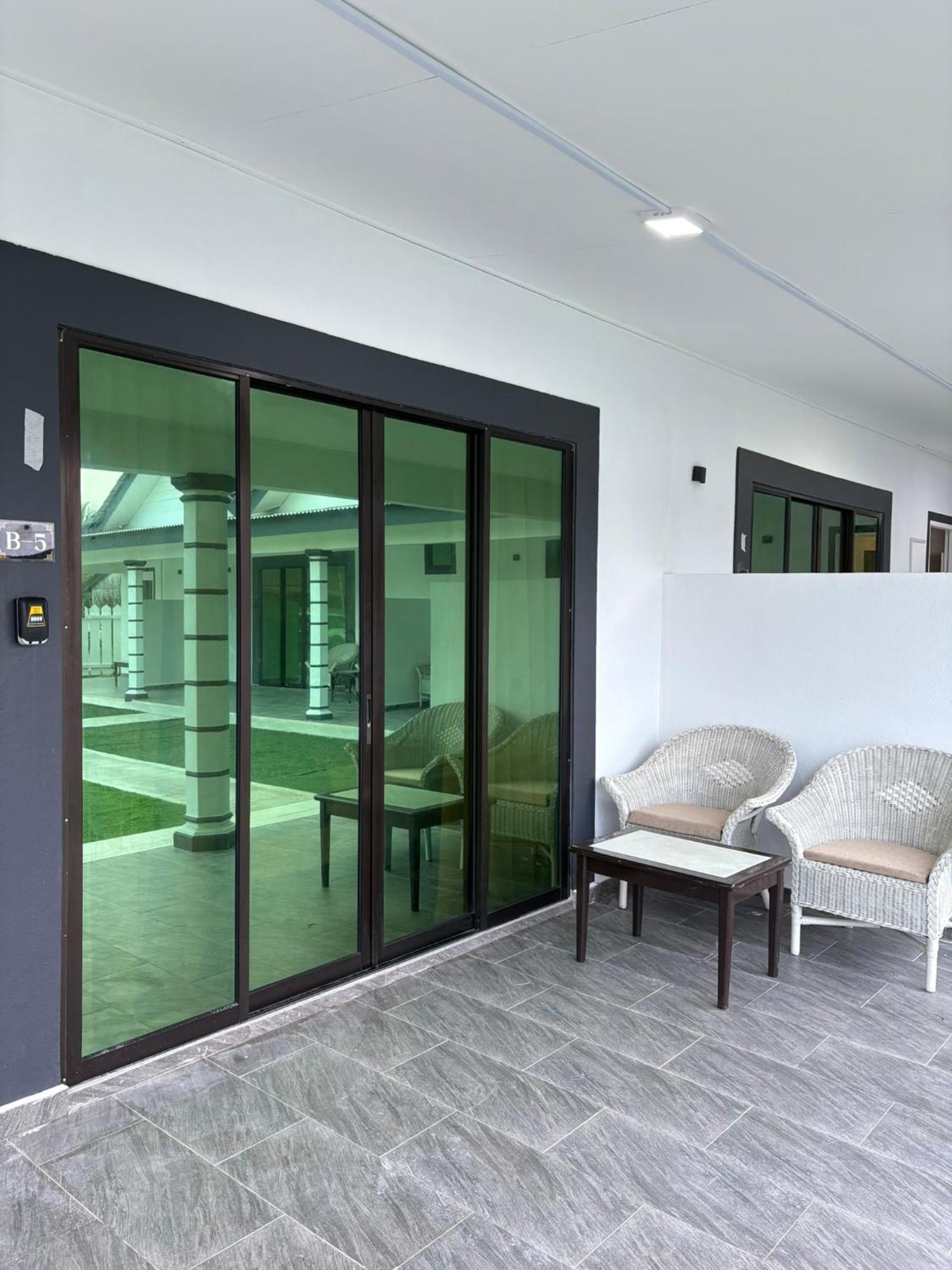 Eleven25 Roomstay Dungun Zewnętrze zdjęcie